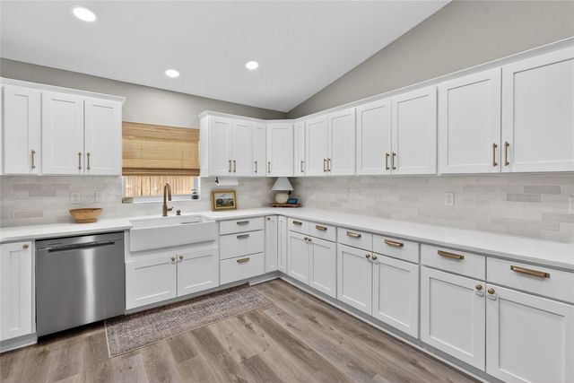 115 N SAINT CLAIR STREET, Wildwood, FL 34785