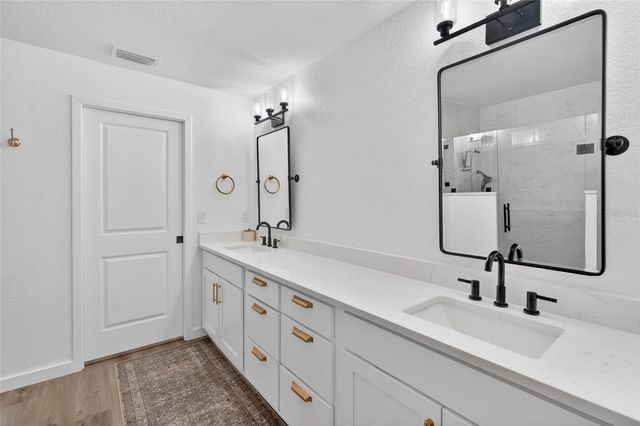 115 N SAINT CLAIR STREET, Wildwood, FL 34785