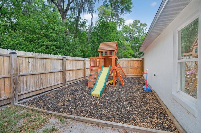 115 N SAINT CLAIR STREET, Wildwood, FL 34785