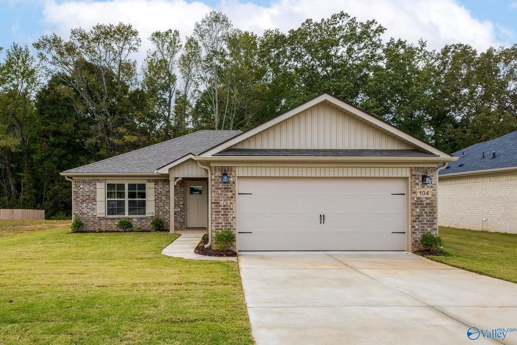 104 Lot 27 Gulf Hills Avenue Lot 27, Toney, AL 35773