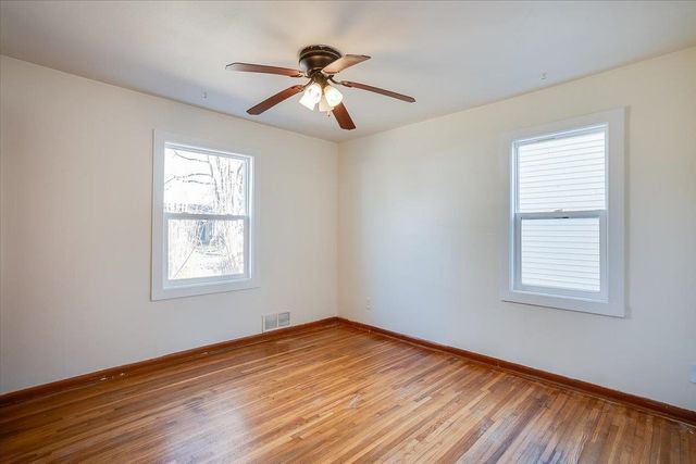 1121 E Luther St, Wichita, KS 67216