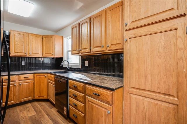 1121 E Luther St, Wichita, KS 67216