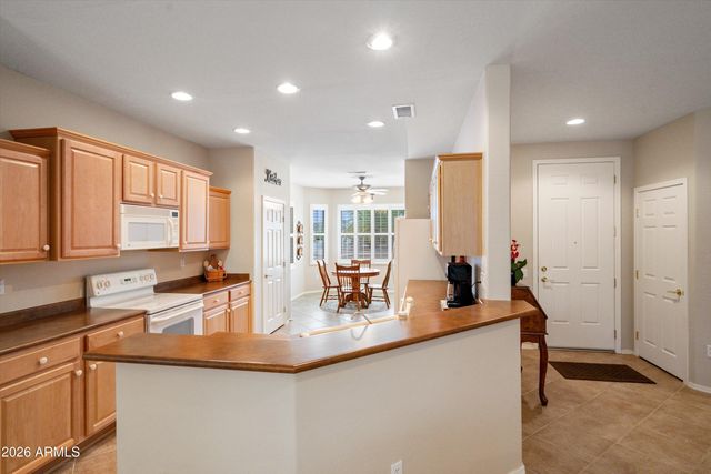 18658 N PALOMA Court, Surprise, AZ 85387