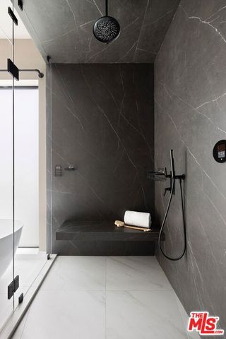 714 N La Jolla Avenue, Los Angeles, CA 90046