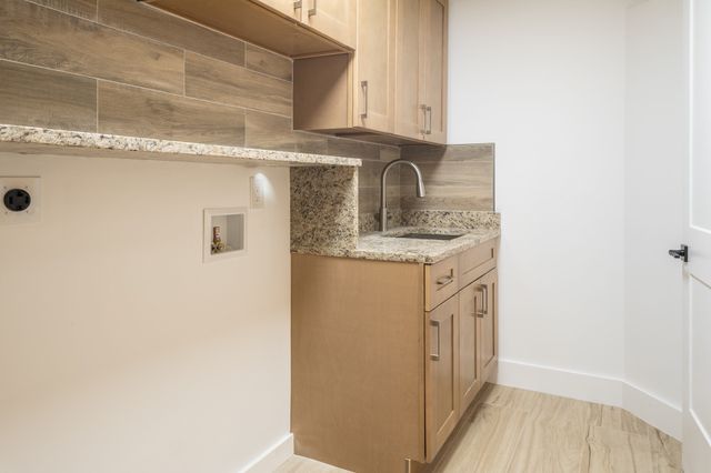 20 Magnolia Road, Natick, MA 01760