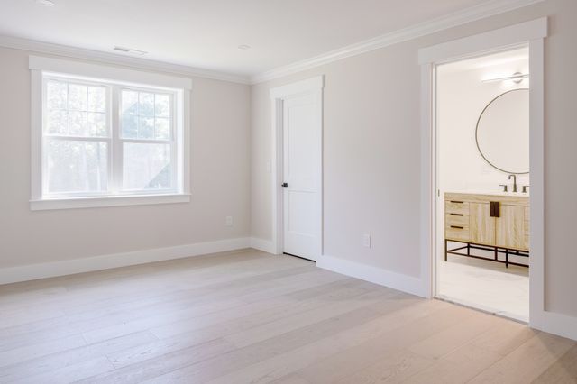 20 Magnolia Road, Natick, MA 01760