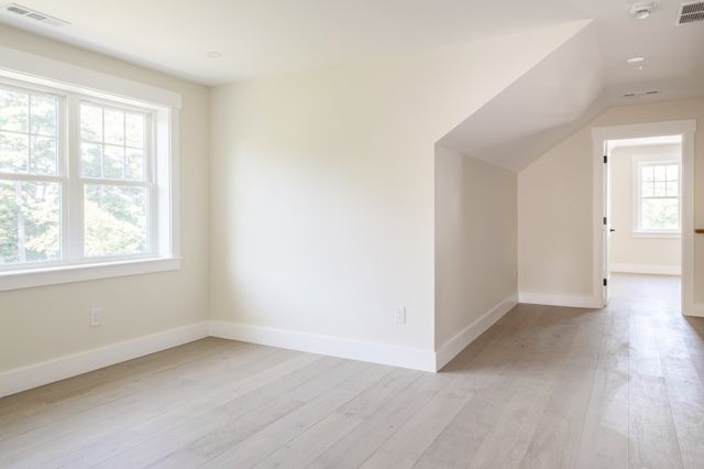 20 Magnolia Road, Natick, MA 01760