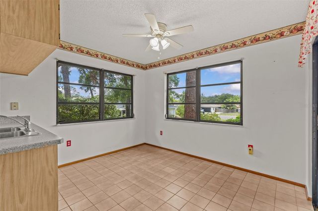 505 VILLAGE OAK DRIVE, Tarpon Springs, FL 34689
