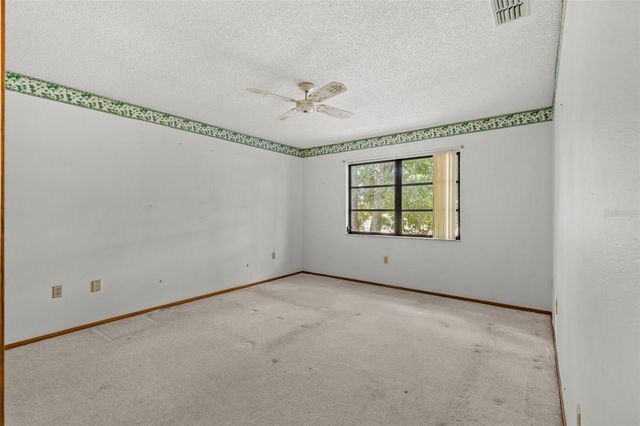 505 VILLAGE OAK DRIVE, Tarpon Springs, FL 34689
