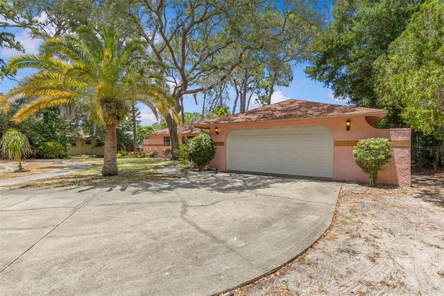 505 VILLAGE OAK DRIVE, Tarpon Springs, FL 34689