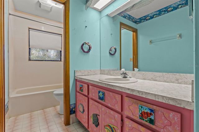 505 VILLAGE OAK DRIVE, Tarpon Springs, FL 34689