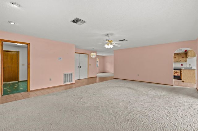 505 VILLAGE OAK DRIVE, Tarpon Springs, FL 34689