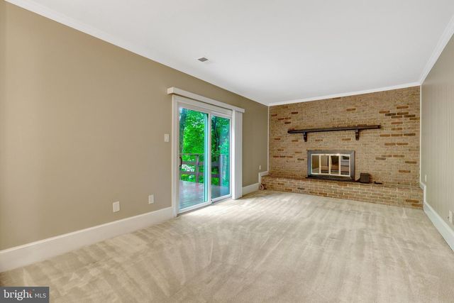 4750 CARTERWOOD DR, Fairfax, VA 22032