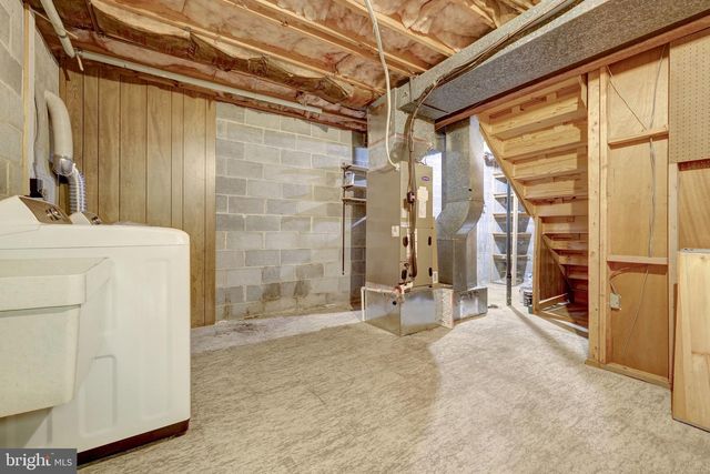 4750 CARTERWOOD DR, Fairfax, VA 22032