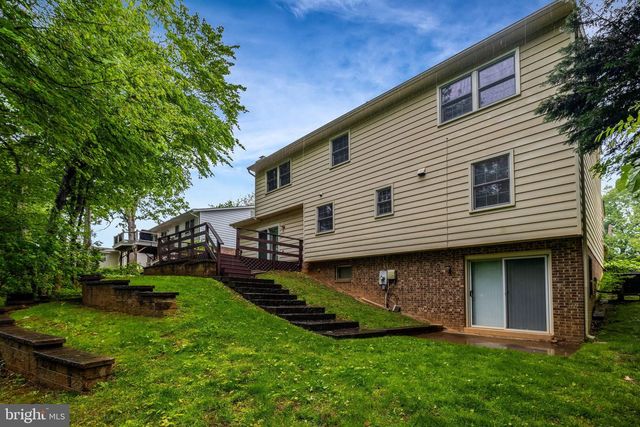 4750 CARTERWOOD DR, Fairfax, VA 22032