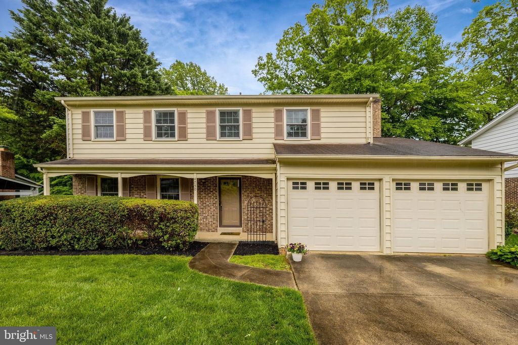 4750 CARTERWOOD DR, Fairfax, VA 22032