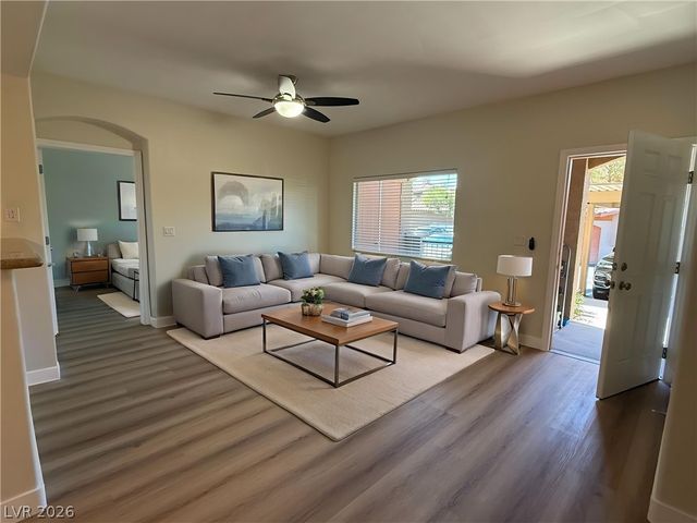 7701 West Robindale Road 118, Las Vegas, NV 89113