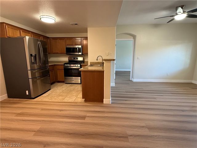 7701 West Robindale Road 118, Las Vegas, NV 89113