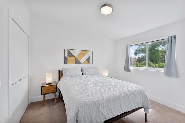 1482 NE 34th Street, Oakland Park, FL 33334