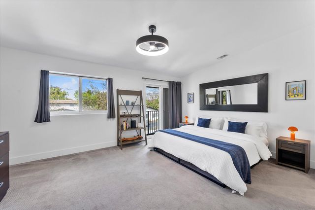 1482 NE 34th Street, Oakland Park, FL 33334