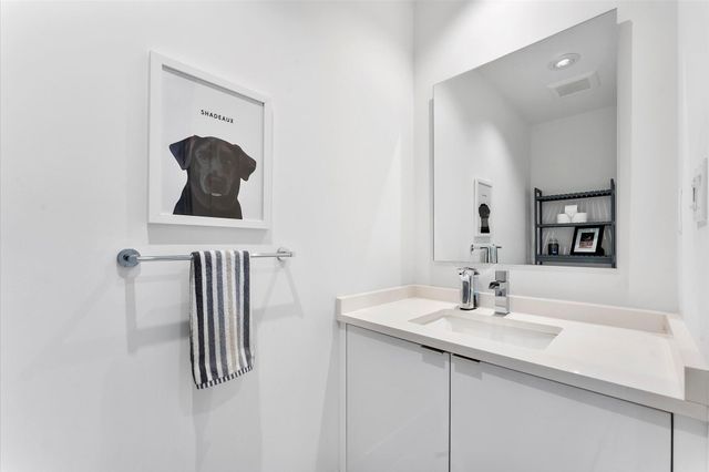 1482 NE 34th Street, Oakland Park, FL 33334