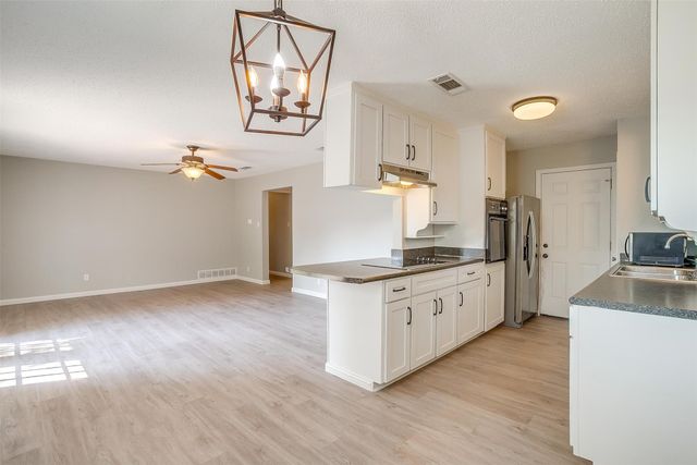 6616 Rickee Court, Watauga, TX 76148