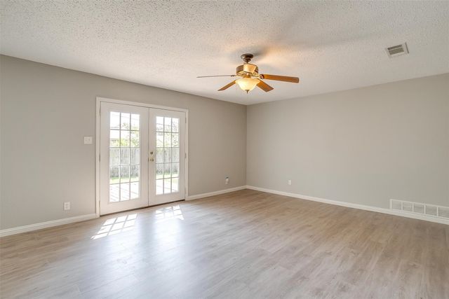 6616 Rickee Court, Watauga, TX 76148