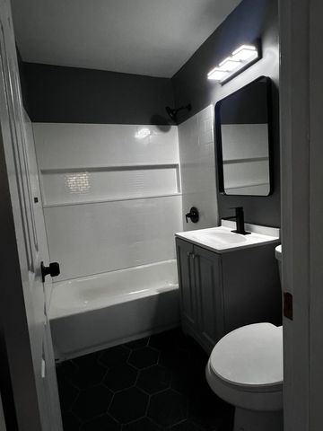 7 Nassau Court, Park Forest, IL 60466