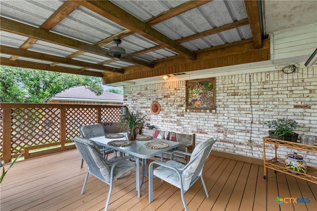 302 E Upshaw Avenue, Temple, TX 76501