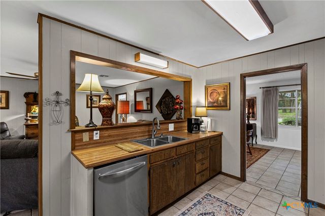 302 E Upshaw Avenue, Temple, TX 76501