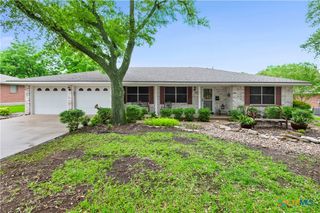 302 E Upshaw Avenue, Temple, TX 76501