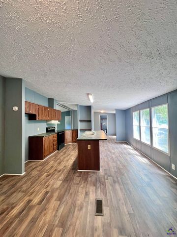 290 Forestwood Drive, Macon, GA 31217