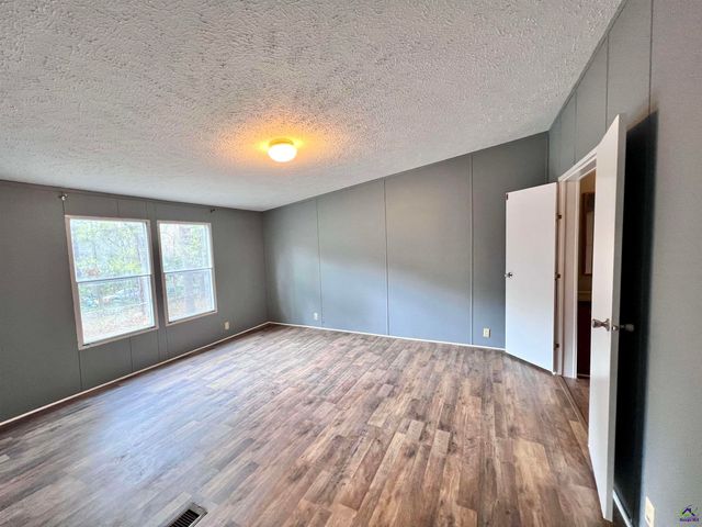 290 Forestwood Drive, Macon, GA 31217