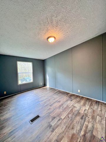 290 Forestwood Drive, Macon, GA 31217