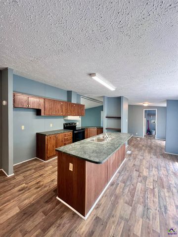 290 Forestwood Drive, Macon, GA 31217
