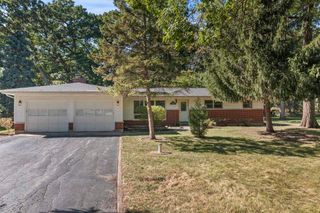 36332 N Hawthorne Lane, Ingleside, IL 60041