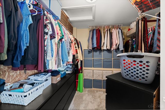 6250 Avebury Court, Hamilton Twp, OH 45152