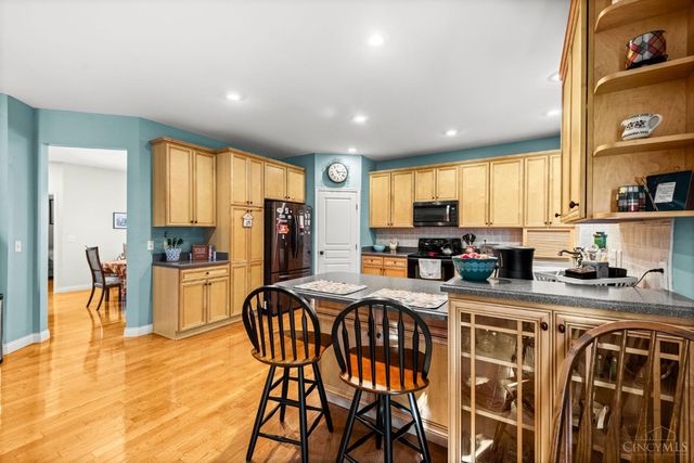 6250 Avebury Court, Hamilton Twp, OH 45152