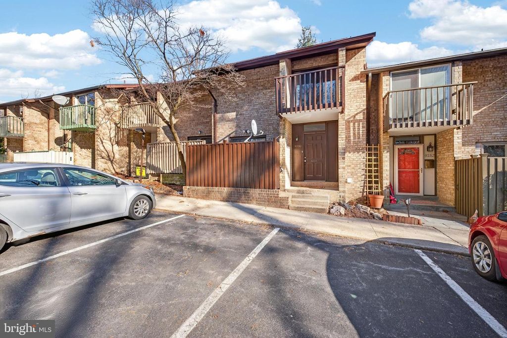 9250 THREE OAKS DR, Silver Spring, MD 20901