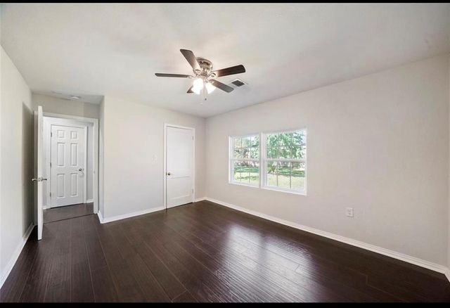 6526 Westview Drive, Houston, TX 77055