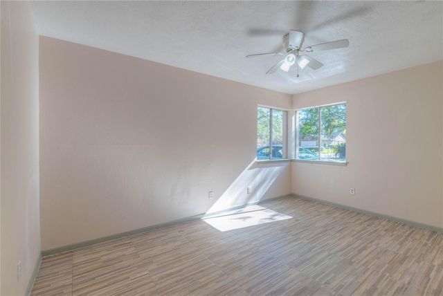 2009 Tickner Street, Conroe, TX 77301