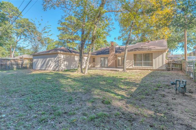 2009 Tickner Street, Conroe, TX 77301