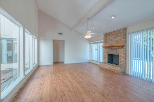 2009 Tickner Street, Conroe, TX 77301