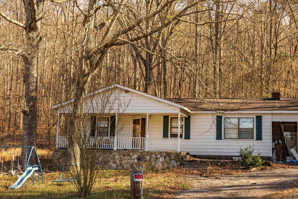 2582 Salem Valley Road, Ringgold, GA 30736