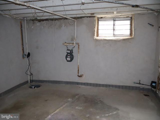 1502 68TH AVE, Philadelphia, PA 19126