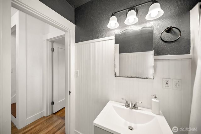 814 Easy Street, Wenatchee, WA 98801