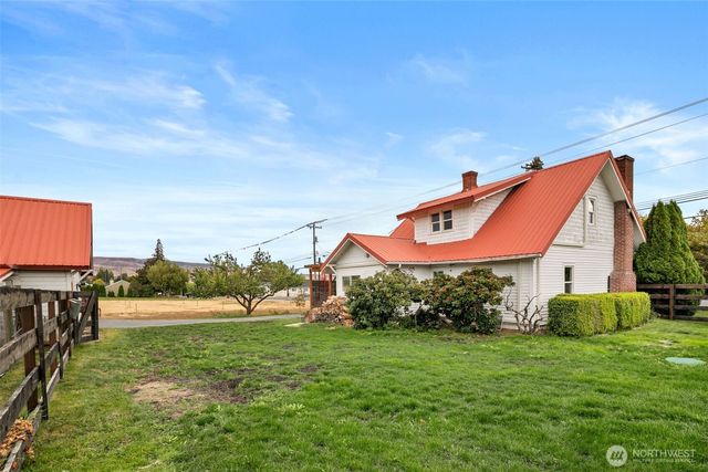 814 Easy Street, Wenatchee, WA 98801