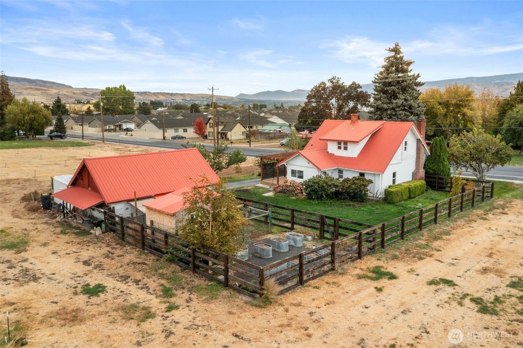 814 Easy Street, Wenatchee, WA 98801