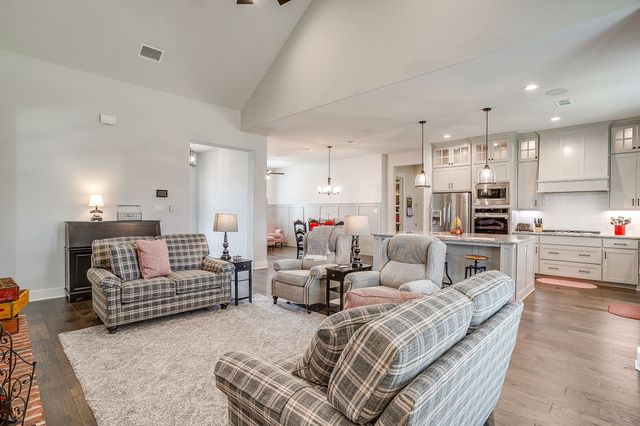 133 Aiden Drive, Waxahachie, TX 75165