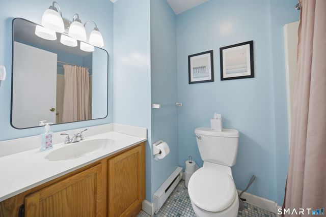 1 Abbott Road 207, Ellington, CT 06029
